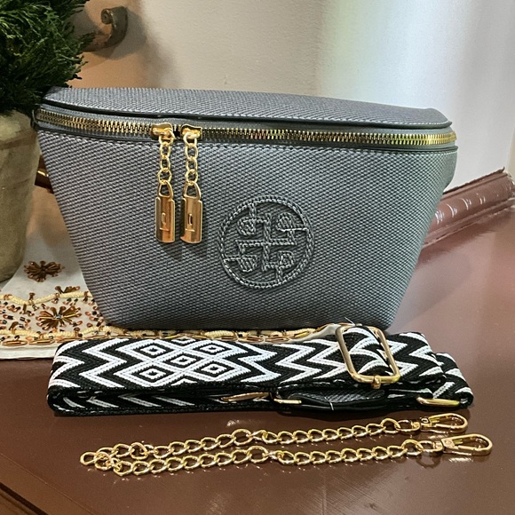 Gray Crossbody Bag with Gold Accents - Picture 6 of 8